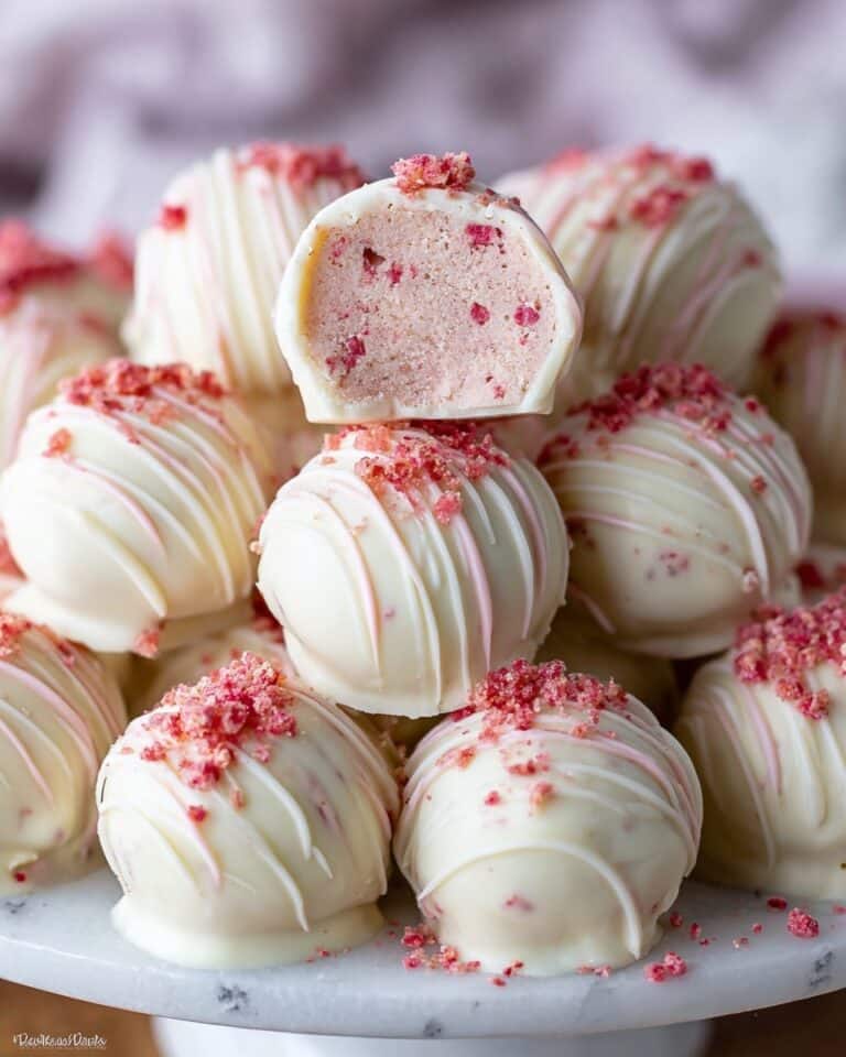 Strawberry Cheesecake Truffles Recipe